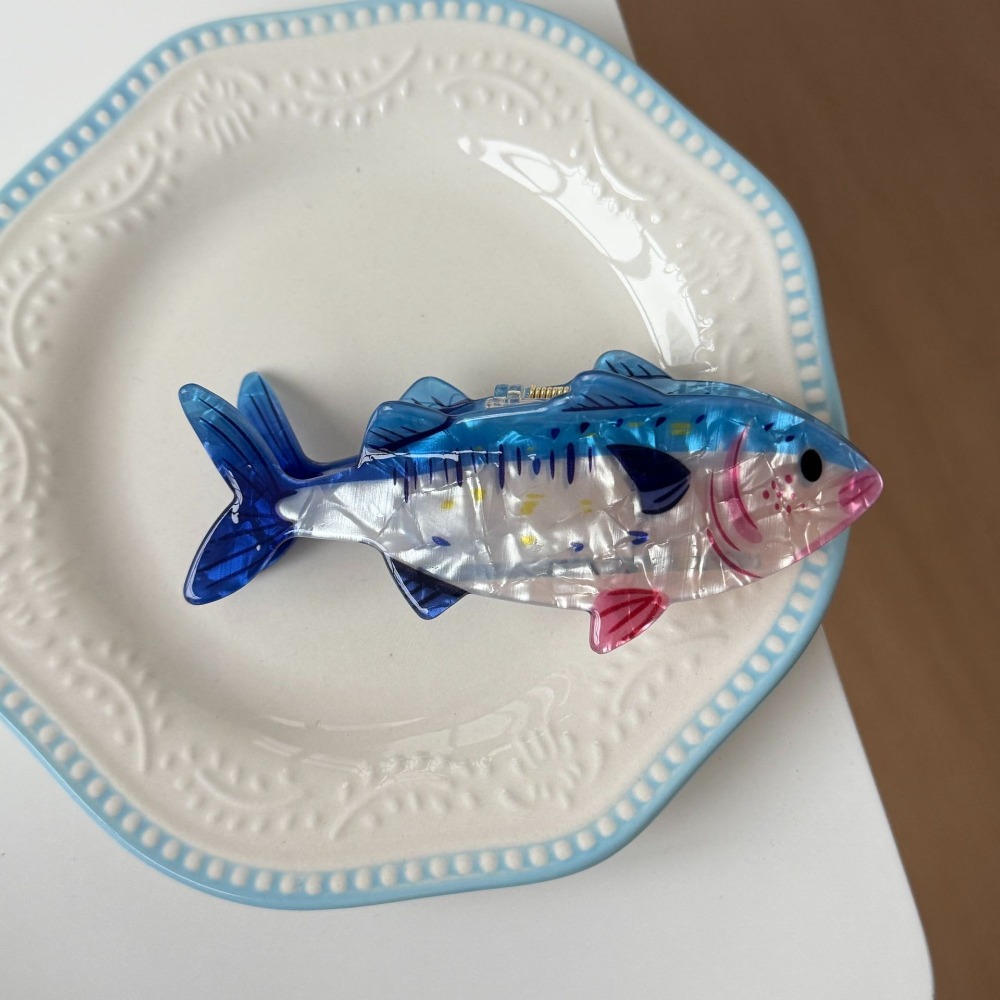 Hairpin Ocean Animal Hair Claw - đánh giá và giá Korean Lifestyle & Kids Boutique Photos